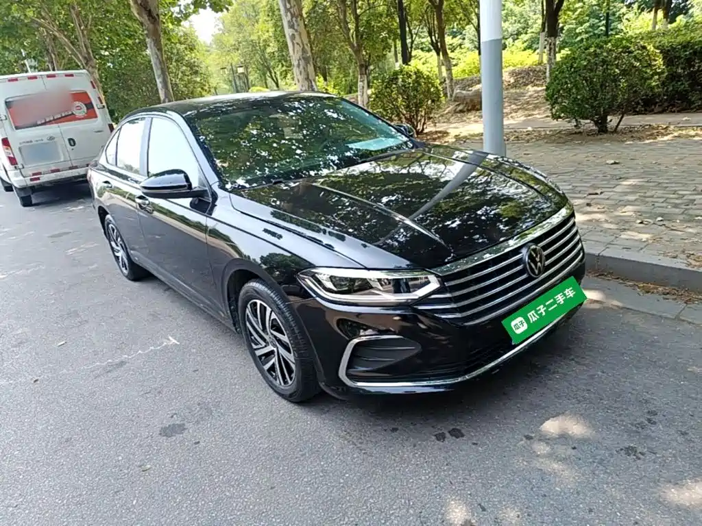 Lavida 1.5 L Auto Manyi