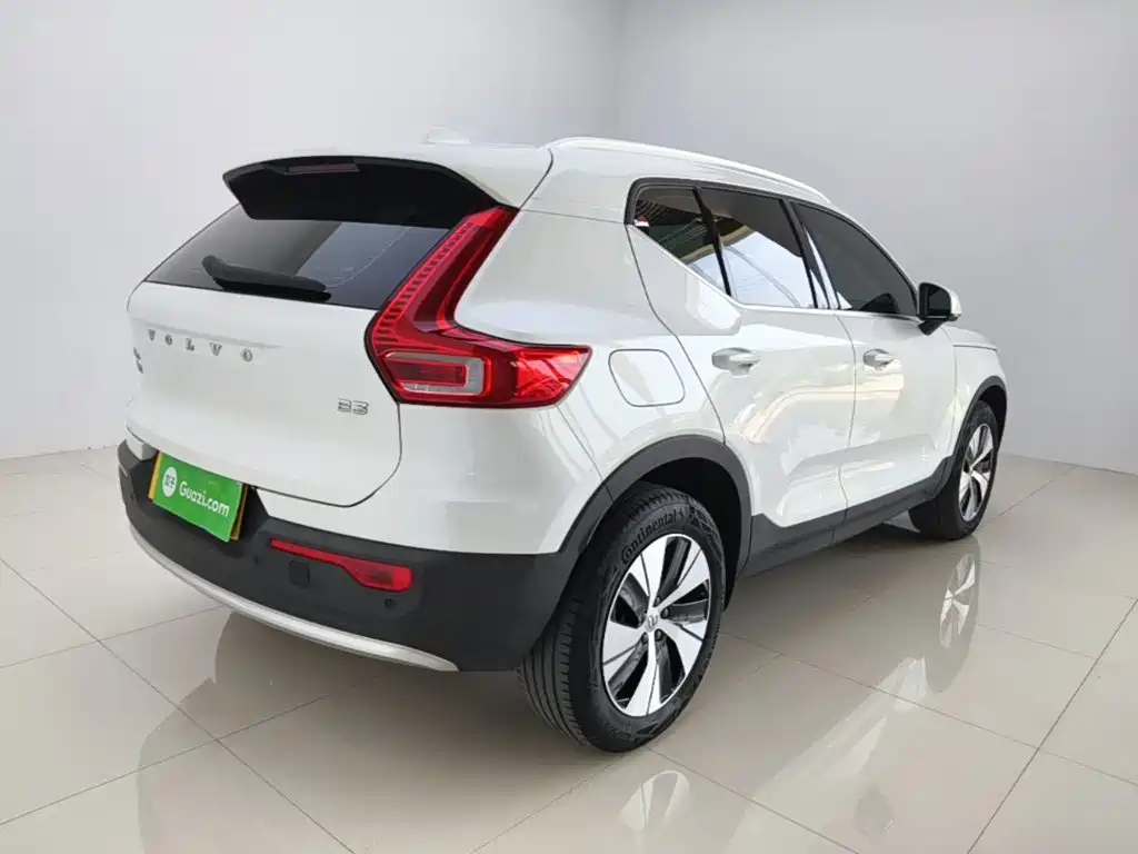 Volvo XC40 B3 Smart Vision Luxury