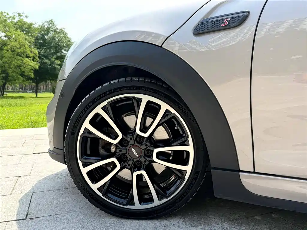 MINI MINI 2022款 改款 2.0 T COOPER S 赛车手