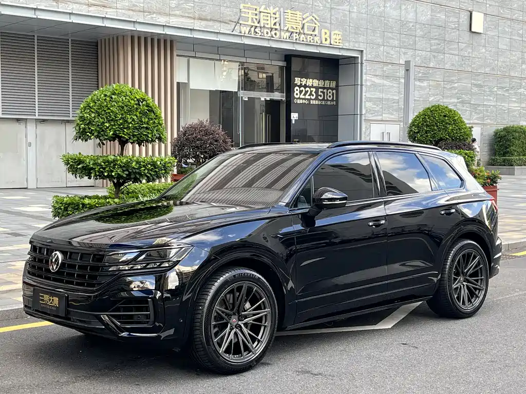 Touareg 3.0 TSI Sharp Enjoyment Classic Sport Package