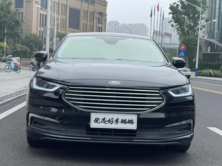 Ford Taurus EcoBoost 245 Joy