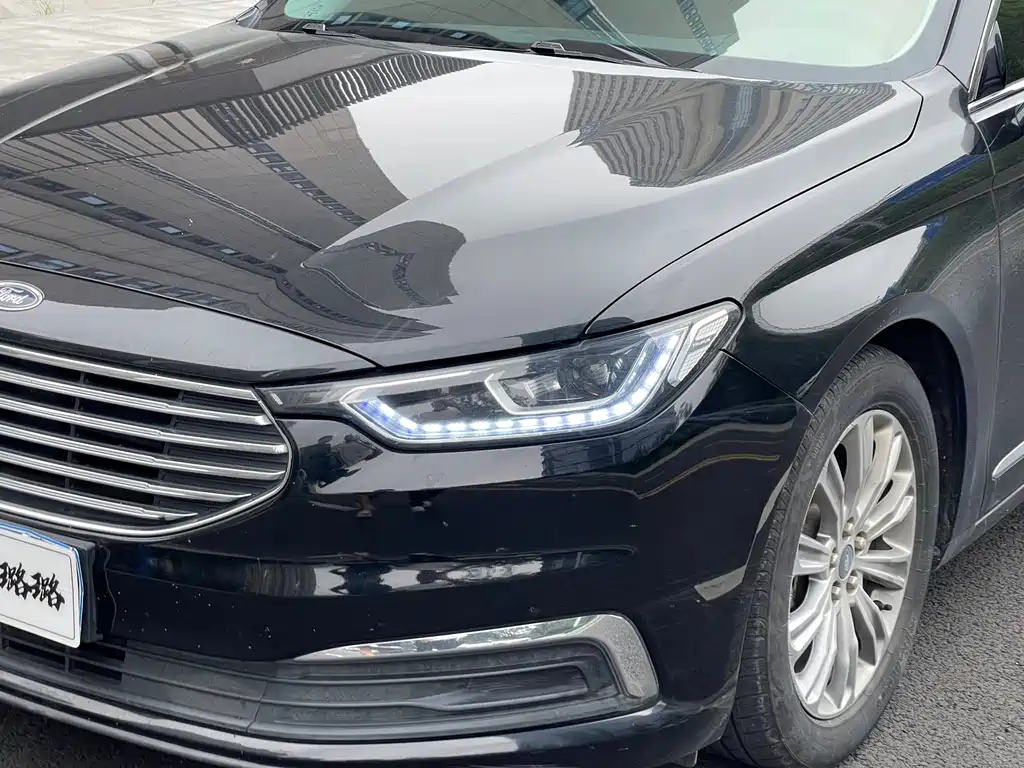Taurus EcoBoost 245 Joy