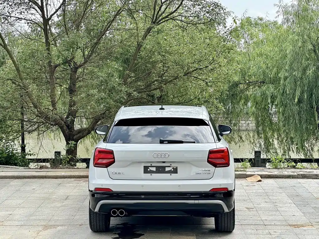 Audi Q2 L 35 TFSI Progressive Dynamic
