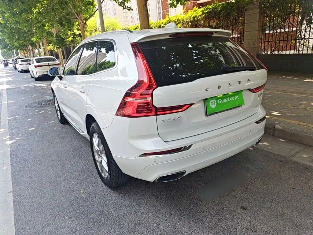 Volvo XC60 T5 4 WD Smart Ease Luxury