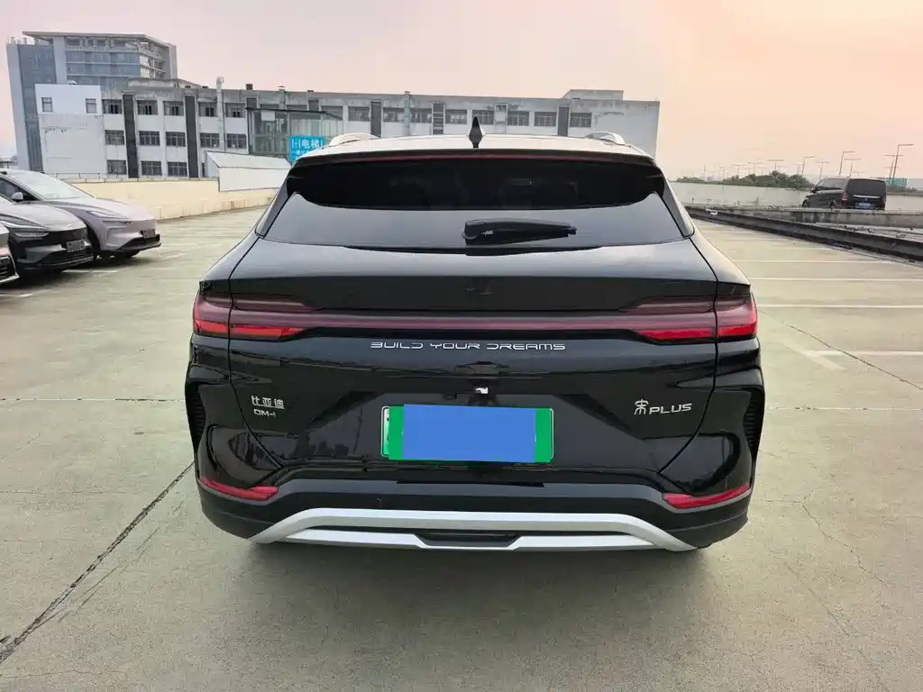 Song PLUS NEV Champion DM-i 150 KM Flagship PLUS 5 G