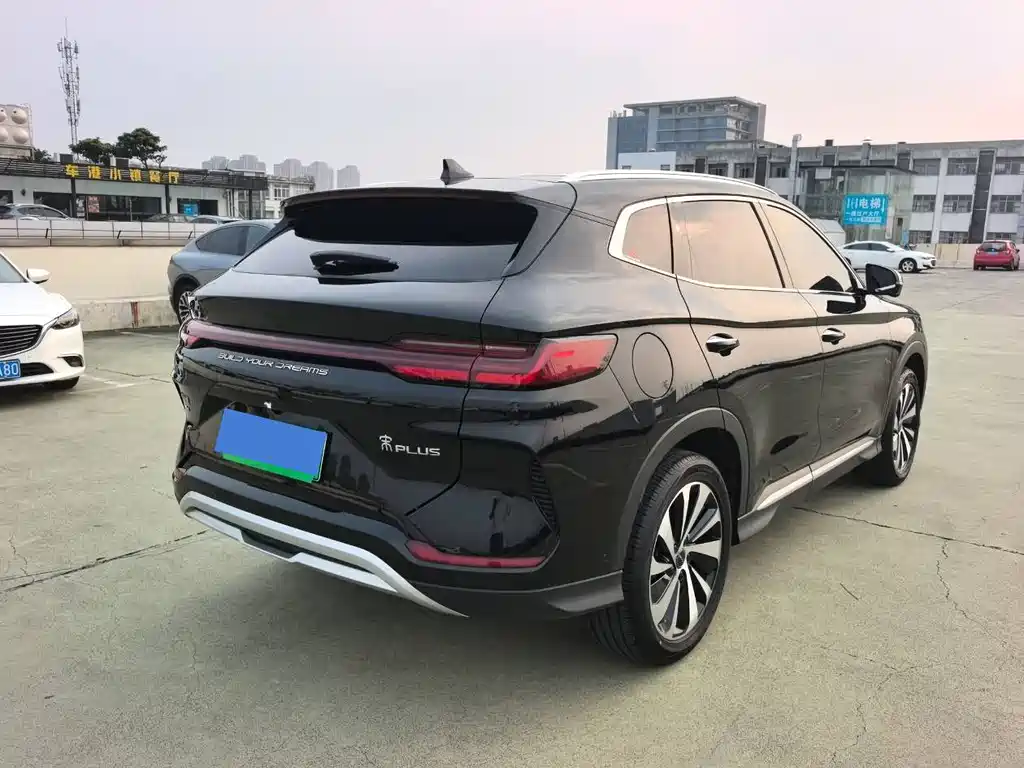 Song PLUS NEV Champion DM-i 150 KM Flagship PLUS 5 G
