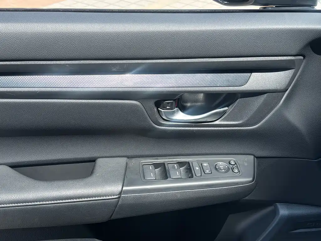 Honda CR-V 240 TURBO 2 WD Sharp Style 5-seat
