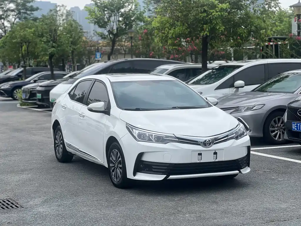 Corolla Facelift 1.2 T S-CVT GL-i
