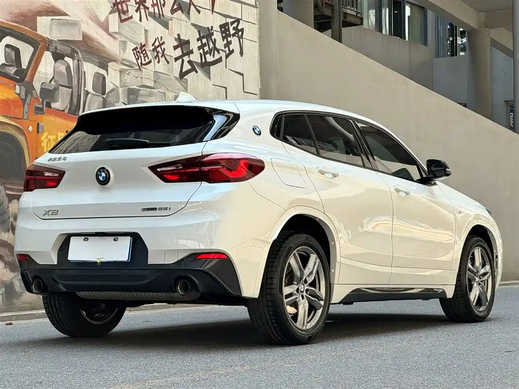 BMW X2 sDrive25 i M Sport Night