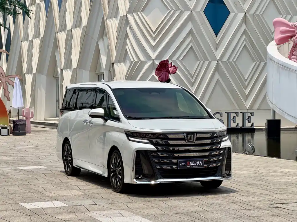 Vellfire Crown Dual Engine 2.5 L Supreme