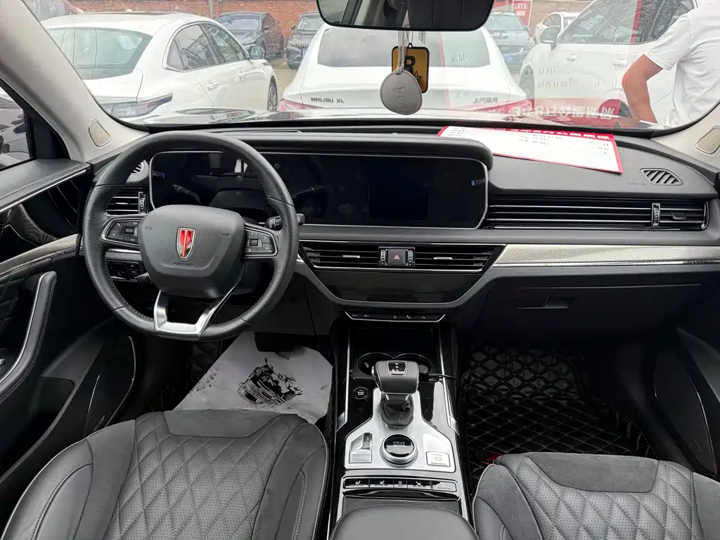 Hongqi HS5 2.0 T Connected Flagship Enjoyment 4 WD