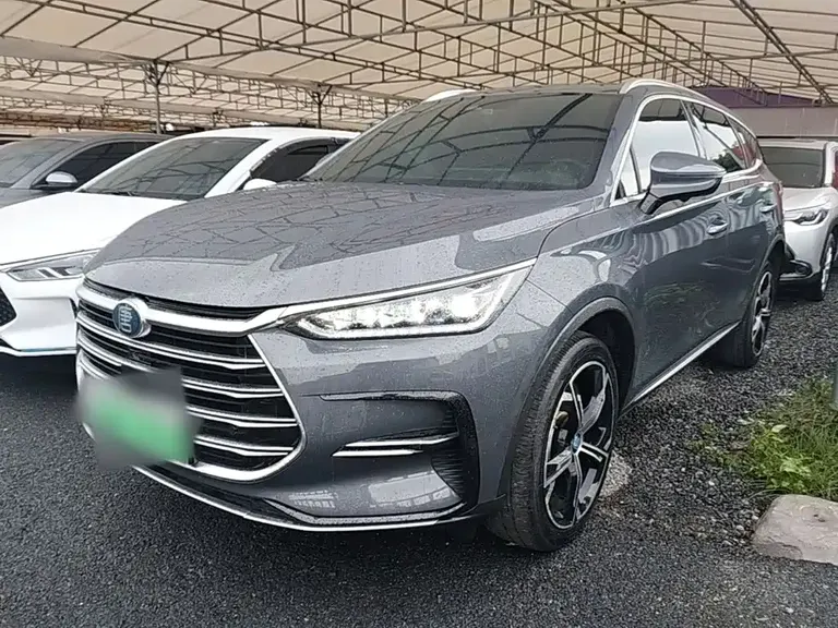 BYD Tang NEV DM-i 112 KM Honored