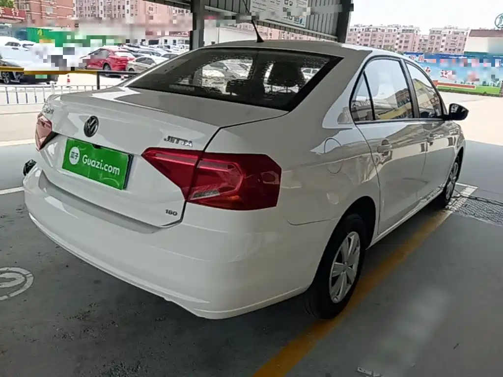 Jetta 1.5 L Manual Fashion