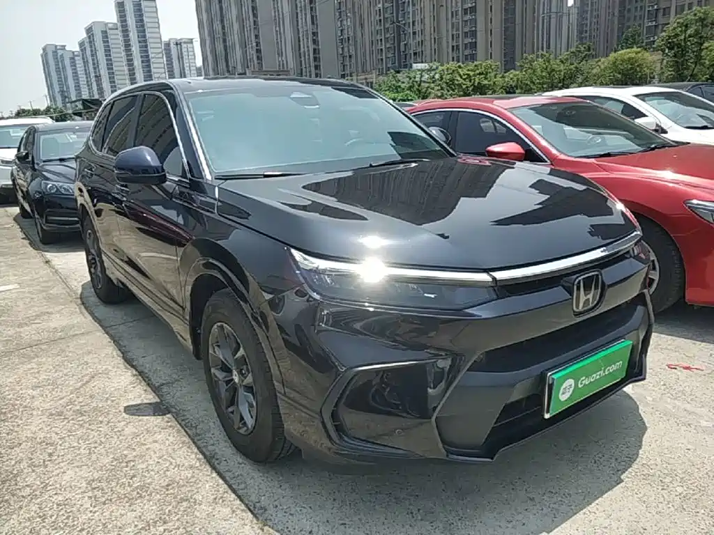 Breeze 240 TURBO 2 WD Luxury 5-seat