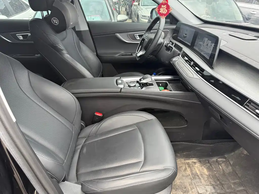 Tiggo 8 PRO 290 T 2 WD Luxury