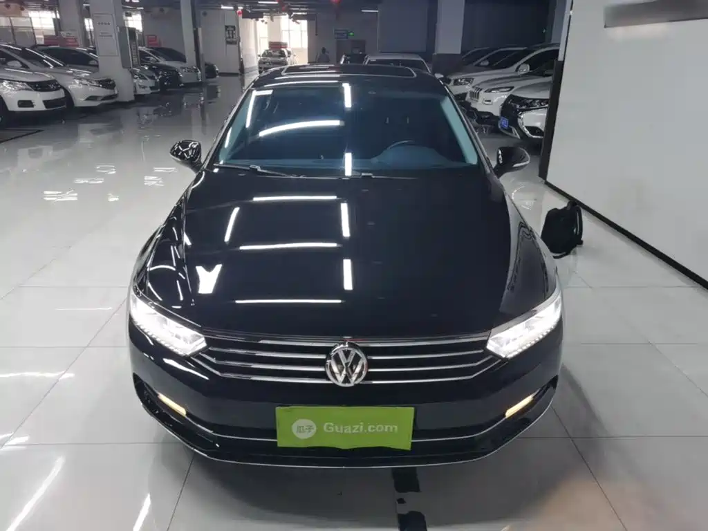 Magotan 330 TSI DSG Luxury CN-V