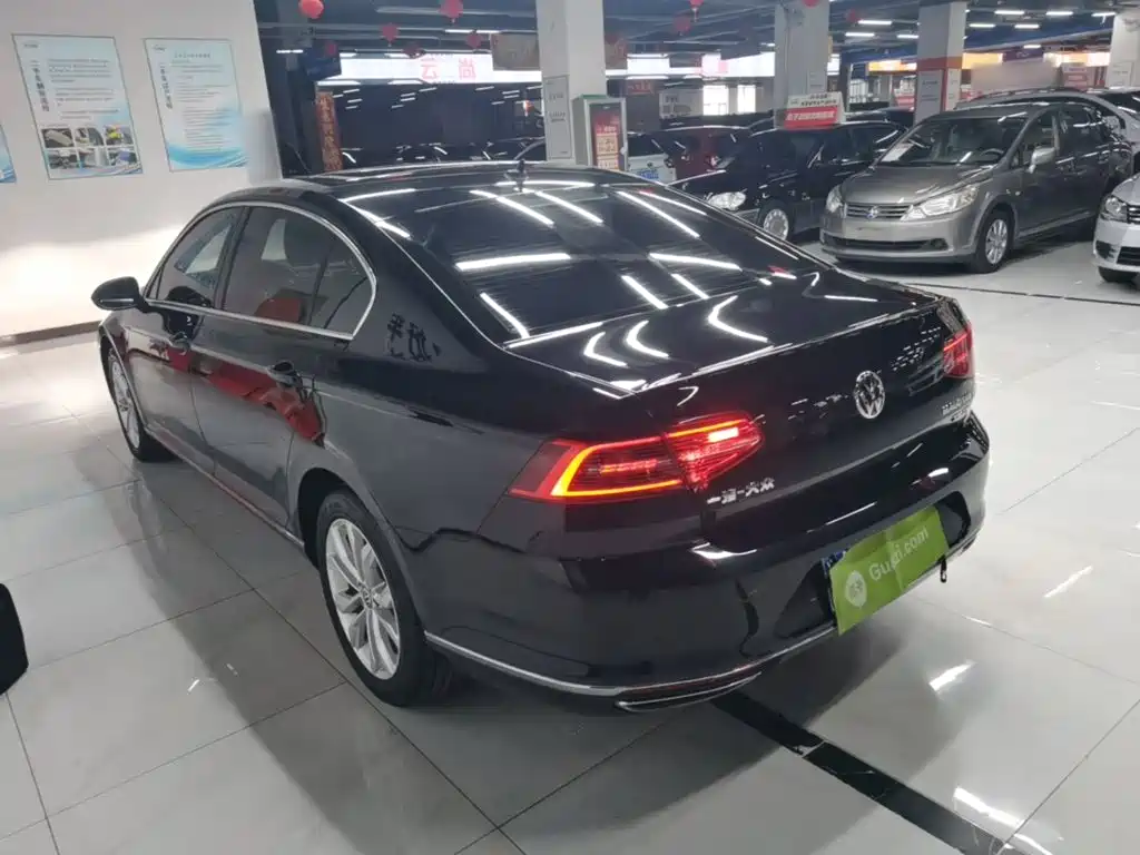Magotan 330 TSI DSG Luxury CN-V