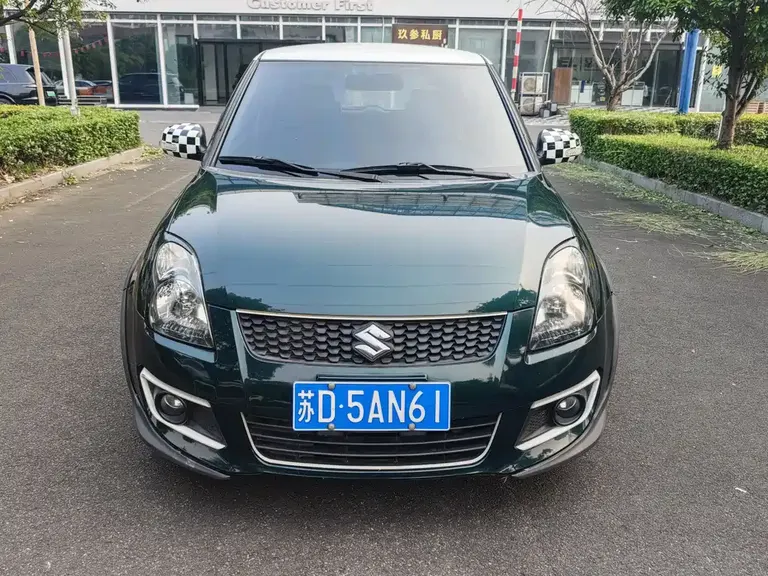 Suzuki Swift 1.5 L Auto Fashion Cool Play
