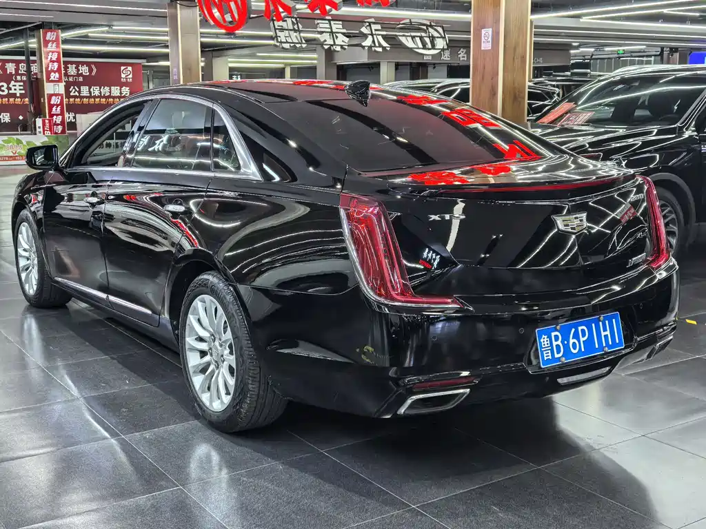 Cadillac XTS 28 T Elite