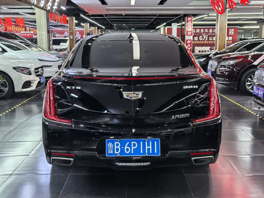 Cadillac XTS 28 T Elite