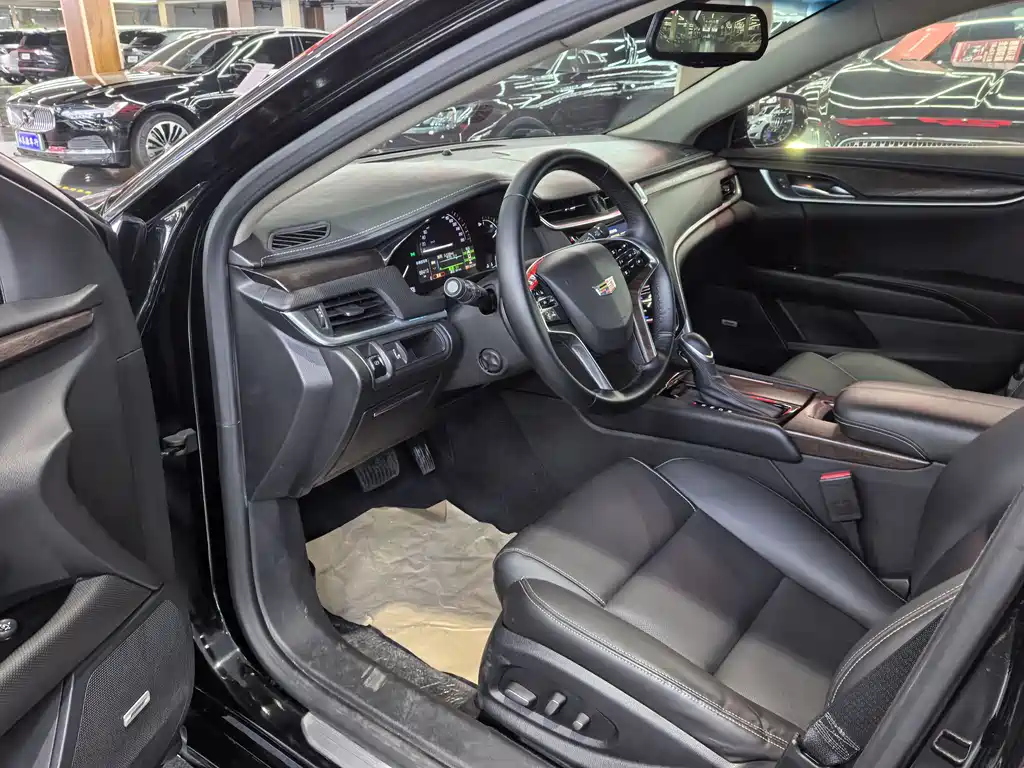 Cadillac XTS 28 T Elite