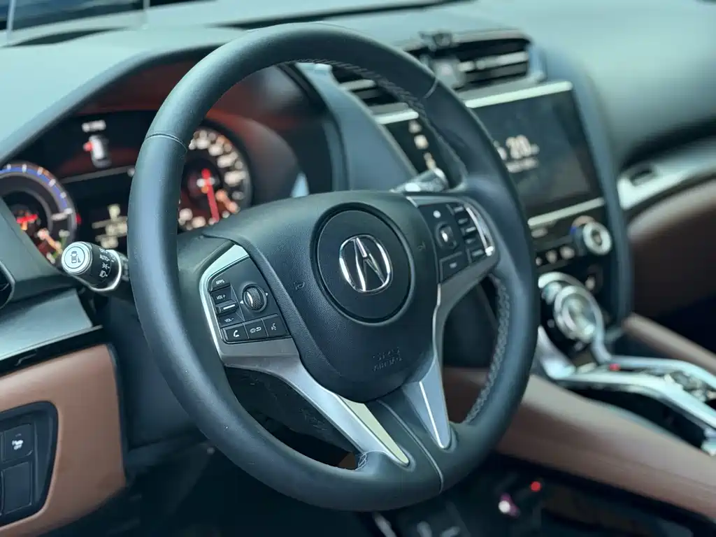 Acura CDX 讴歌CDX 2018款 2.0 L 两驱质享版Hybrid