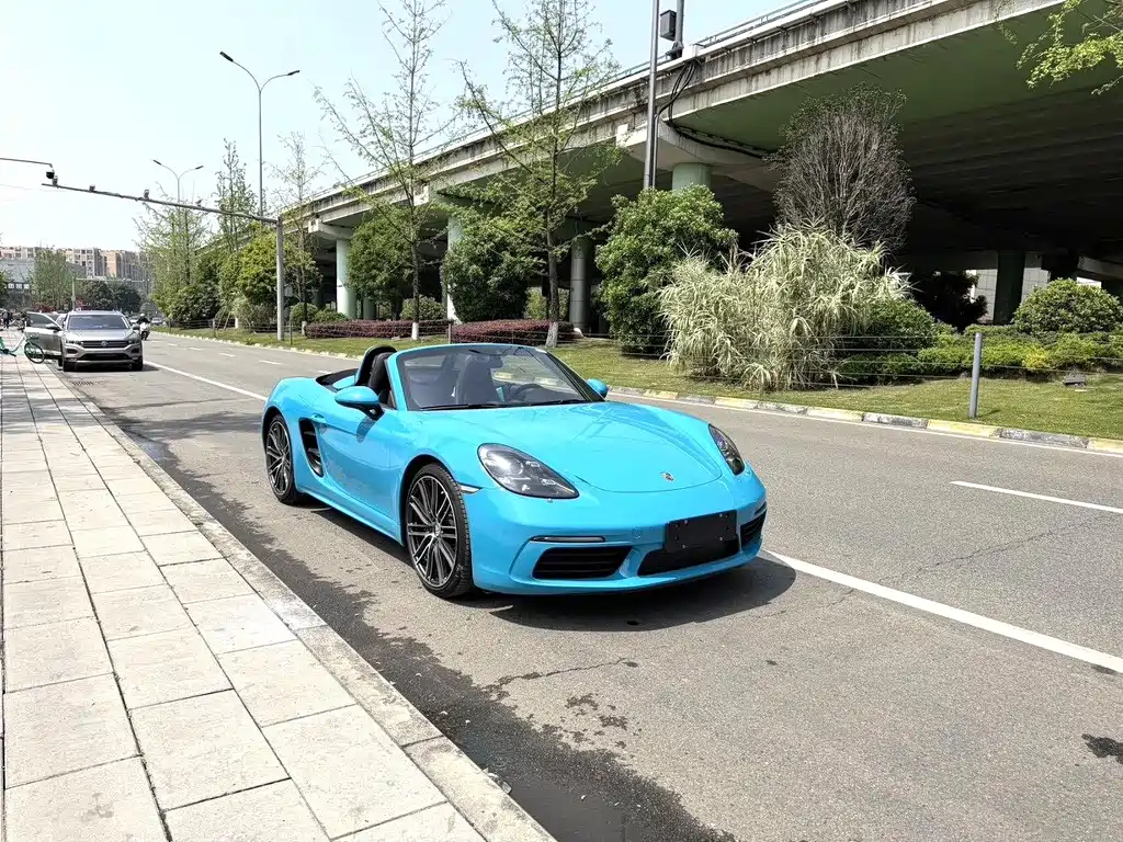 Porsche 718 Boxster 2.0 T
