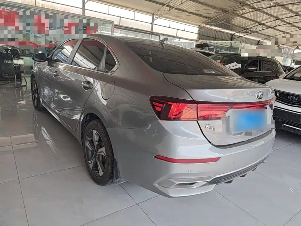 Kia K3 1.5 L CVT New Sharp