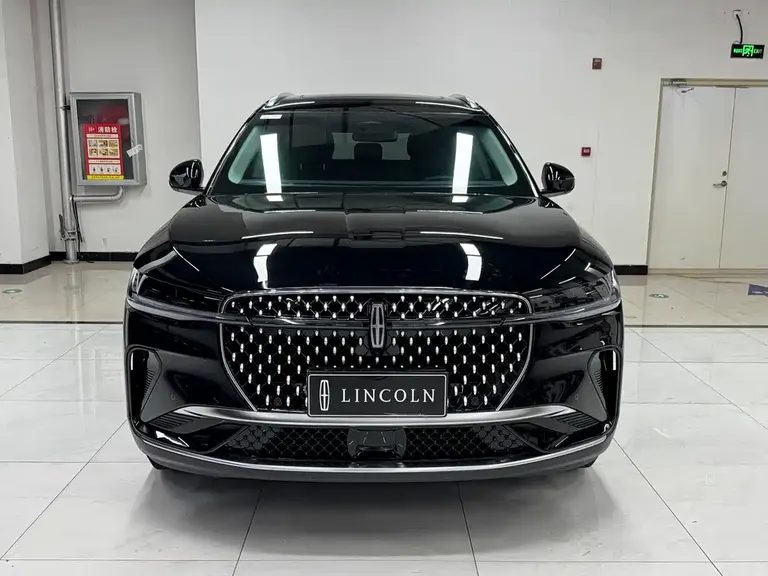 Lincoln Nautilus 2.0 T 4 WD Supreme Wise