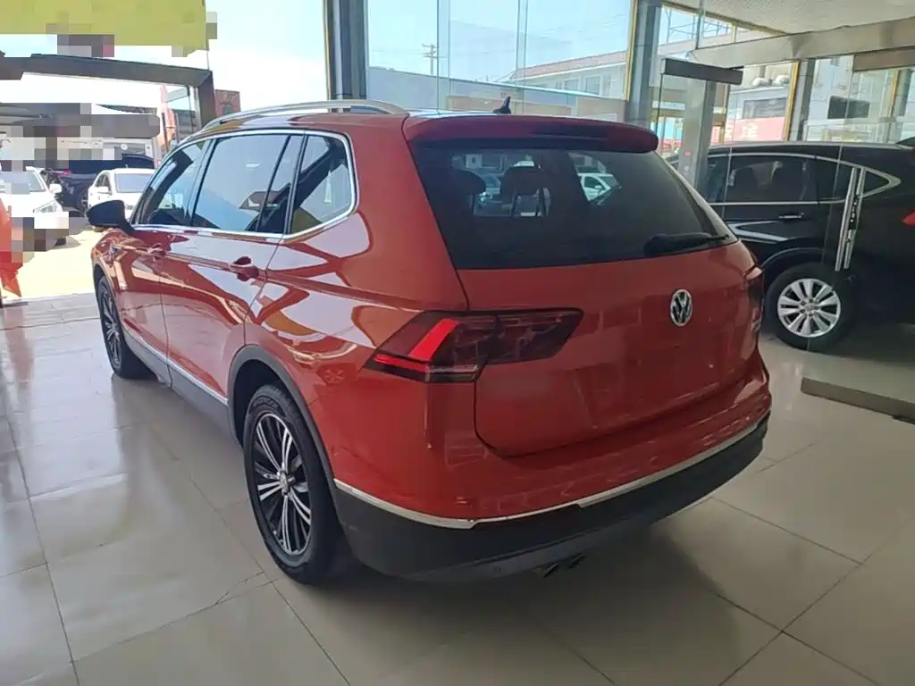 Tiguan L 330 TSI Auto 2 WD Flagship