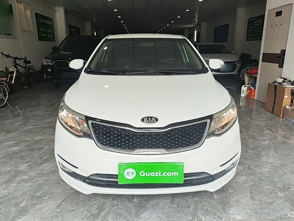 Kia K2 Sedan 1.4 L AT GLS