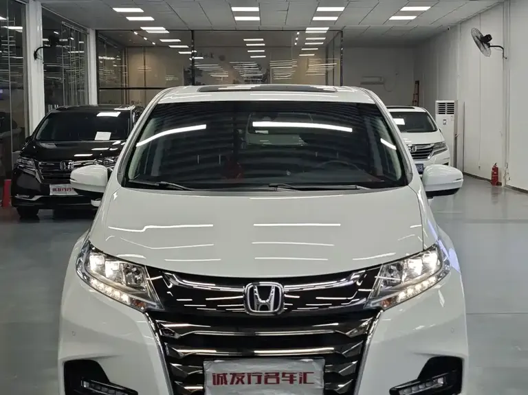 Honda Odyssey 2.0 L Sharp· Premium