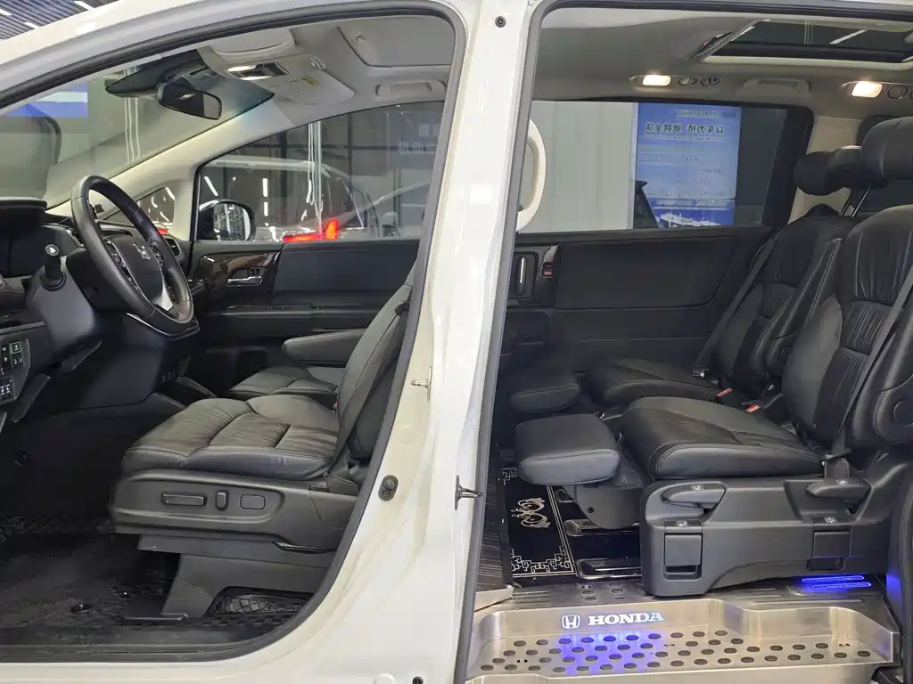 Odyssey 2.0 L Sharp· Premium