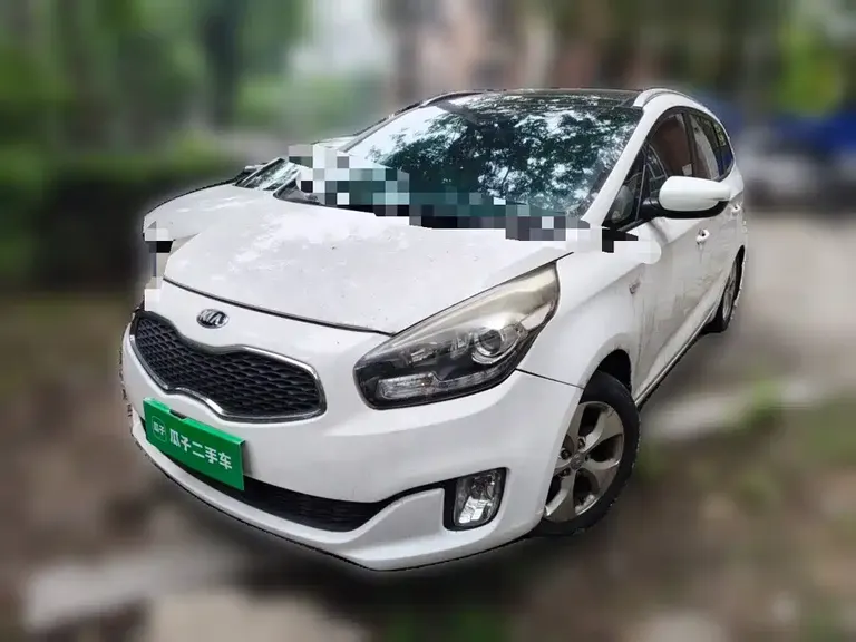 Kia Carens 2.0 L 7-seat Auto Standard CN-IV