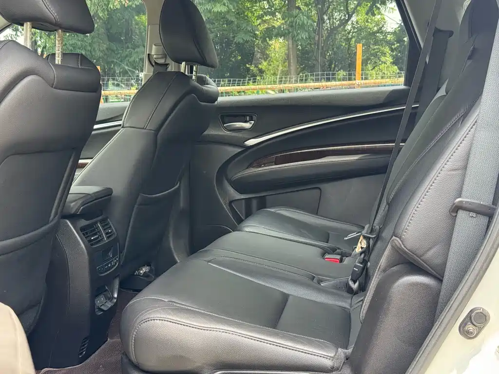 Acura MDX 3.0 L Smooth Control