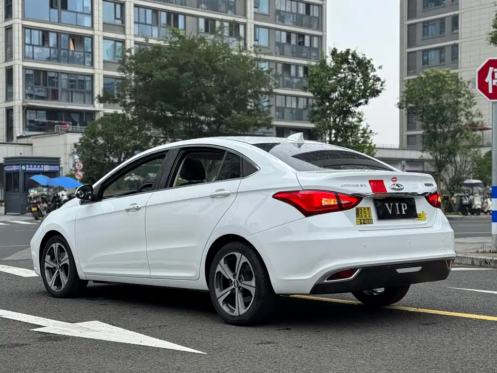 Arrizo 5 艾瑞泽5 2019款 1.5 L 手动乐活版 国V
