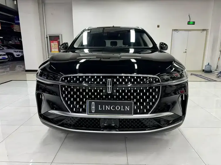Lincoln Nautilus 2.0 T 4 WD Supreme Wise