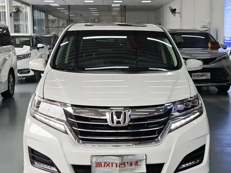 Honda Elysion 2.4 L Luxury