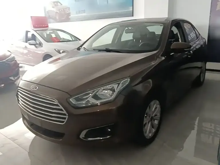 Ford Escort 1.5 L Auto Fashion