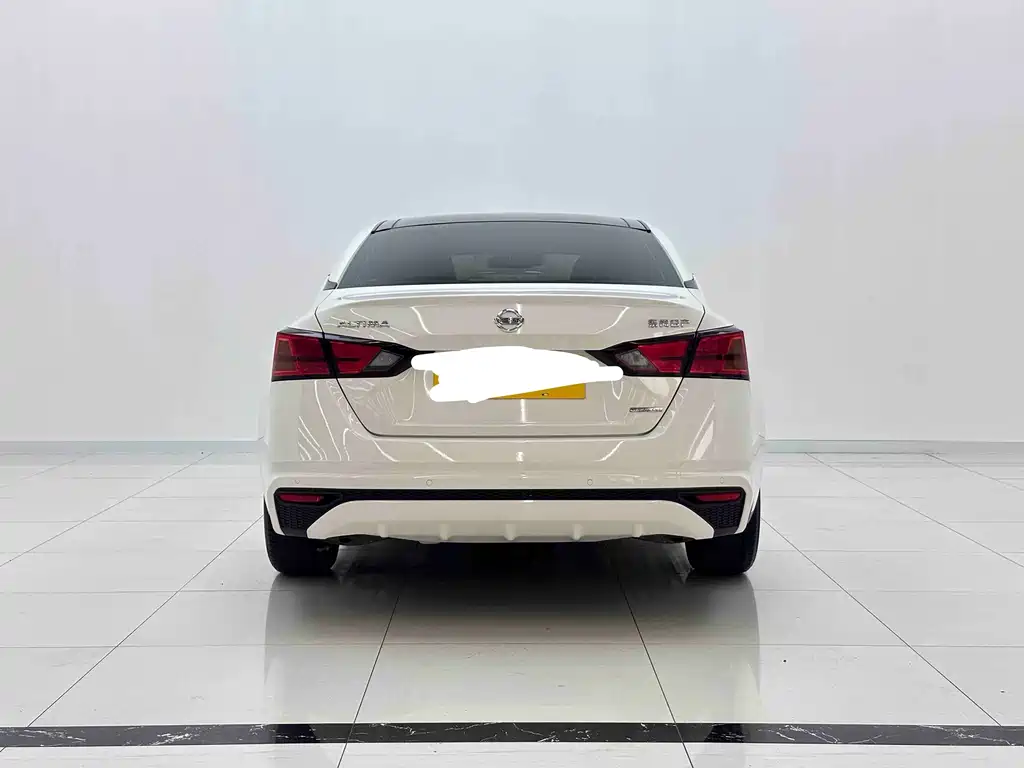 Teana 2.0 L XL Comfort
