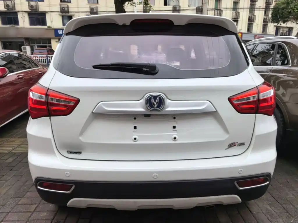 Changan CS35 1.6 L Auto Luxury