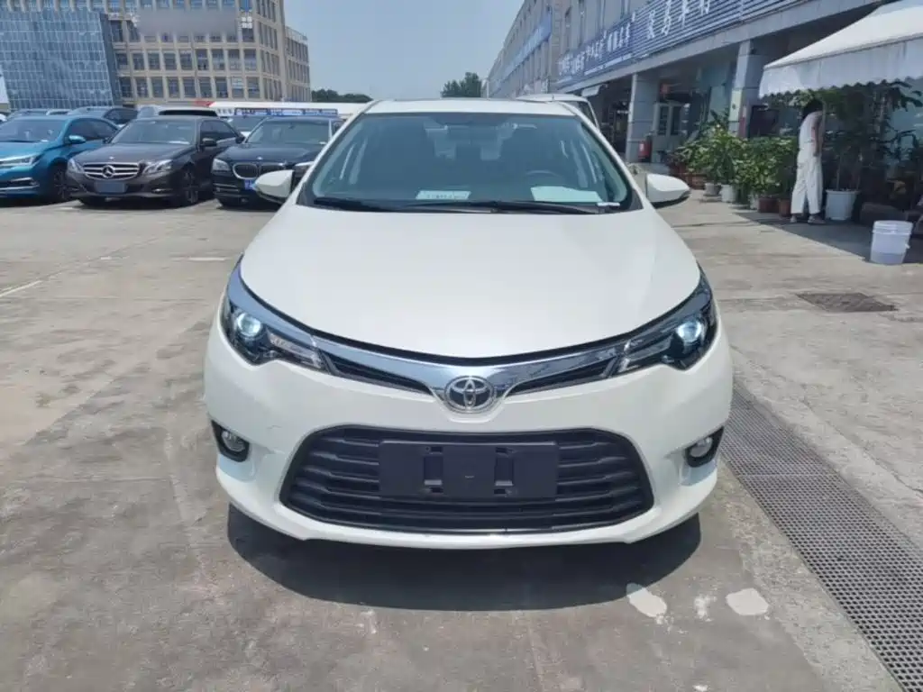 Levin 1.6 G CVT Elite