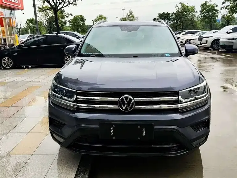 Volkswagen Tharu 280 TSI 2 WD Luxury