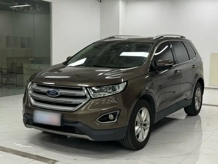 Ford Edge EcoBoost 245 2 WD Platinum Sharp 5-seat