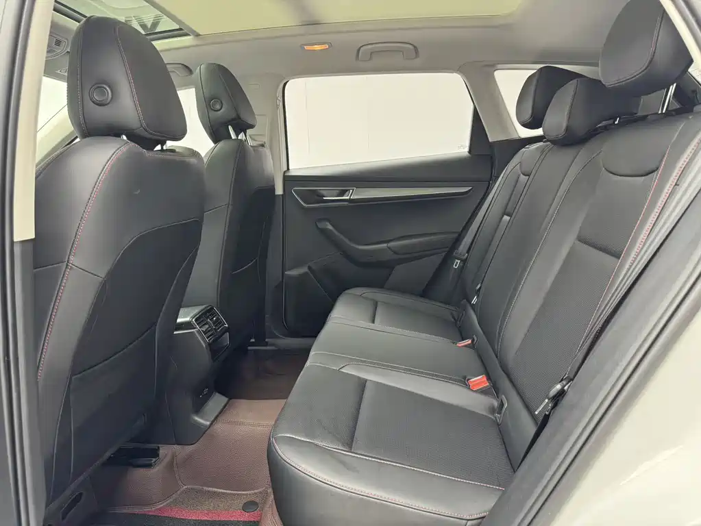 Karoq TSI280 Premium