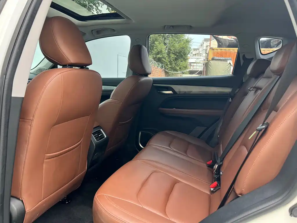 Vision X6 PRO 1.4 T Auto Distinguished