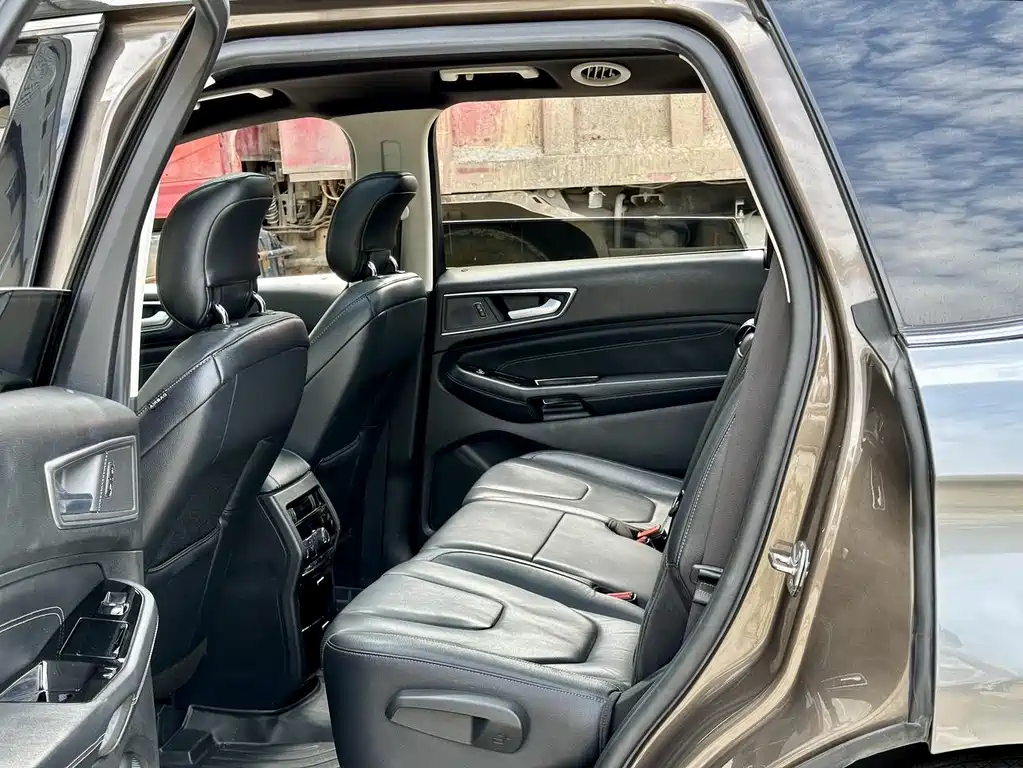 Edge 2.0 T GTDi 4 WD Supreme Sharp