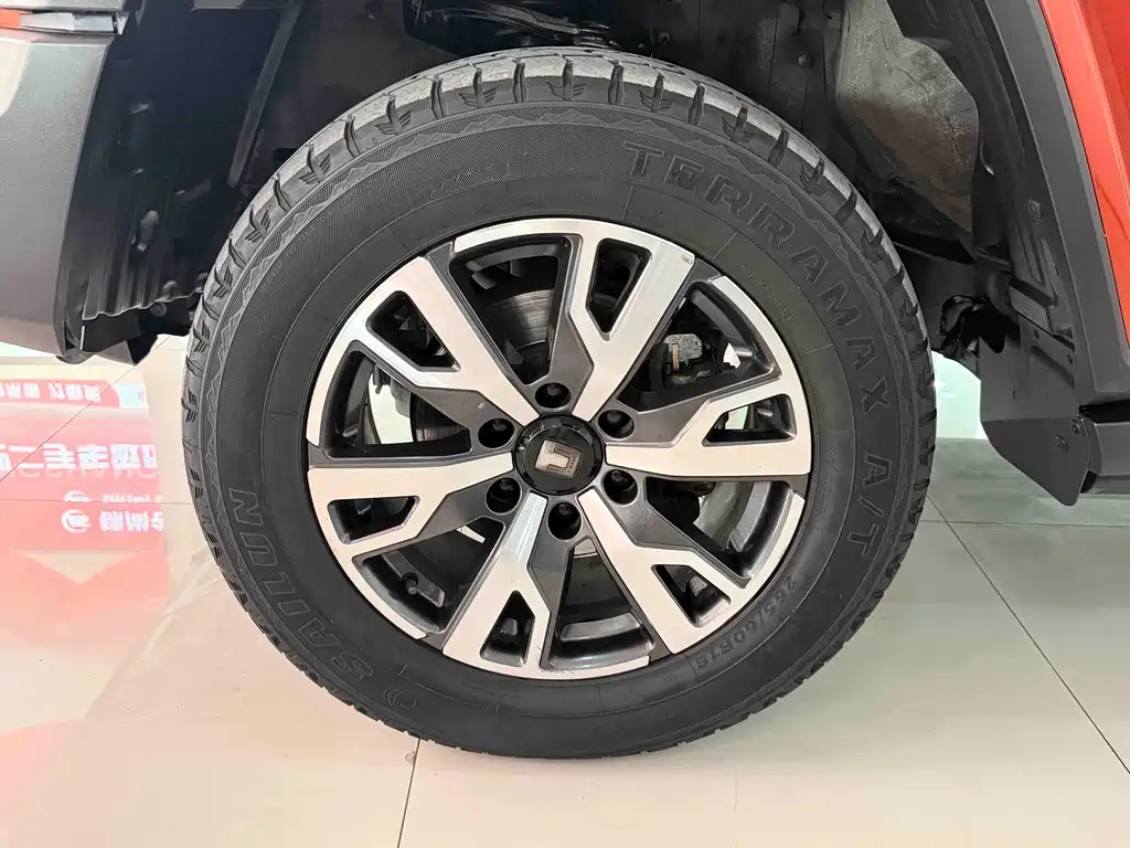 Tank 300 City 2.0 T Very