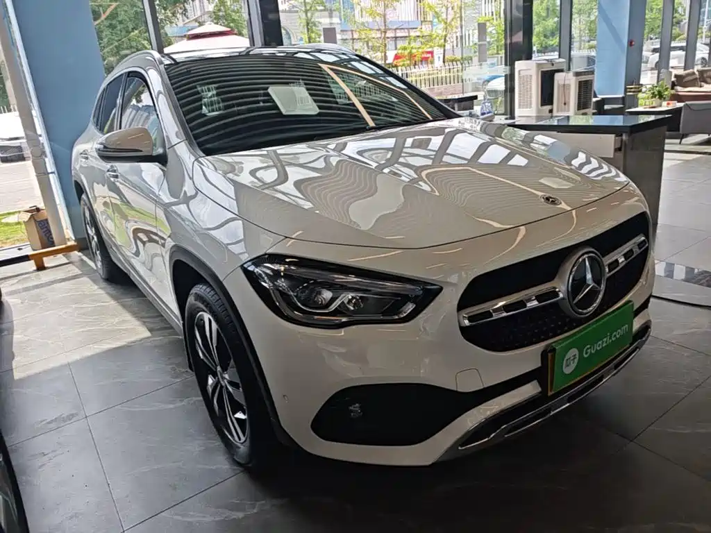 Mercedes-Benz GLA GLA 220