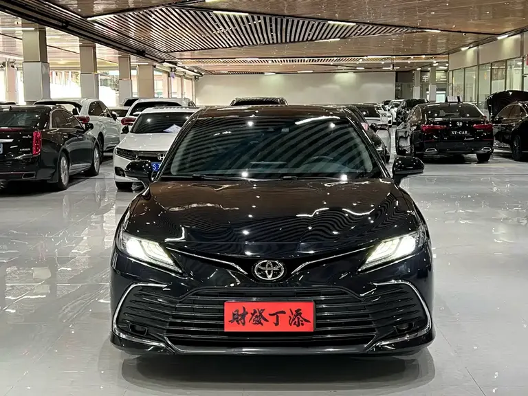 Toyota Camry 2.5 G Luxury
